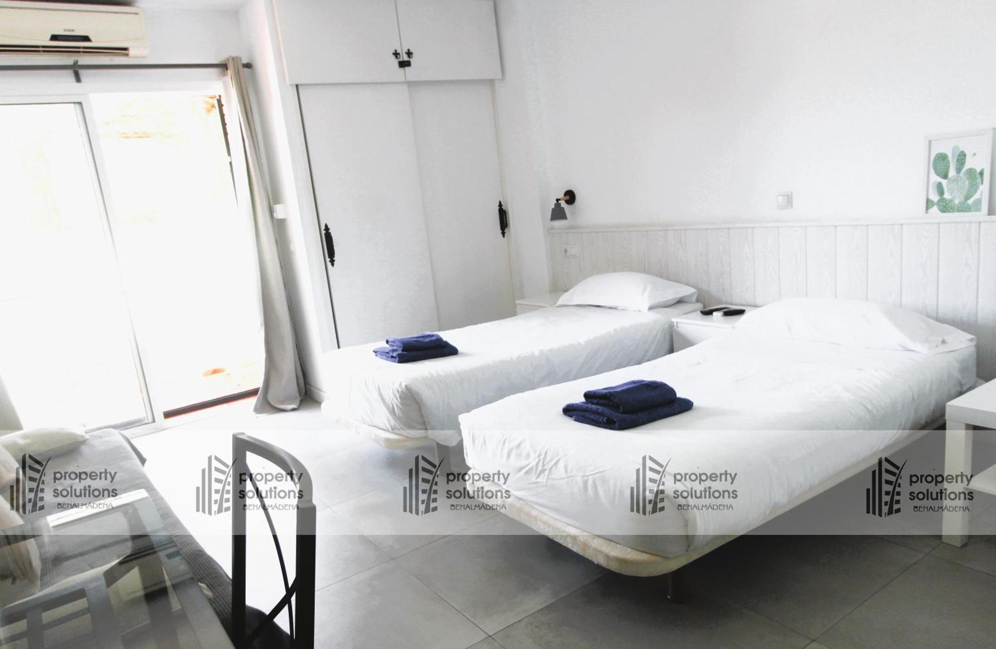 Apartamento 4 Jupiter Estudio- Vista A La Piscina - Playa A 700 Metros *