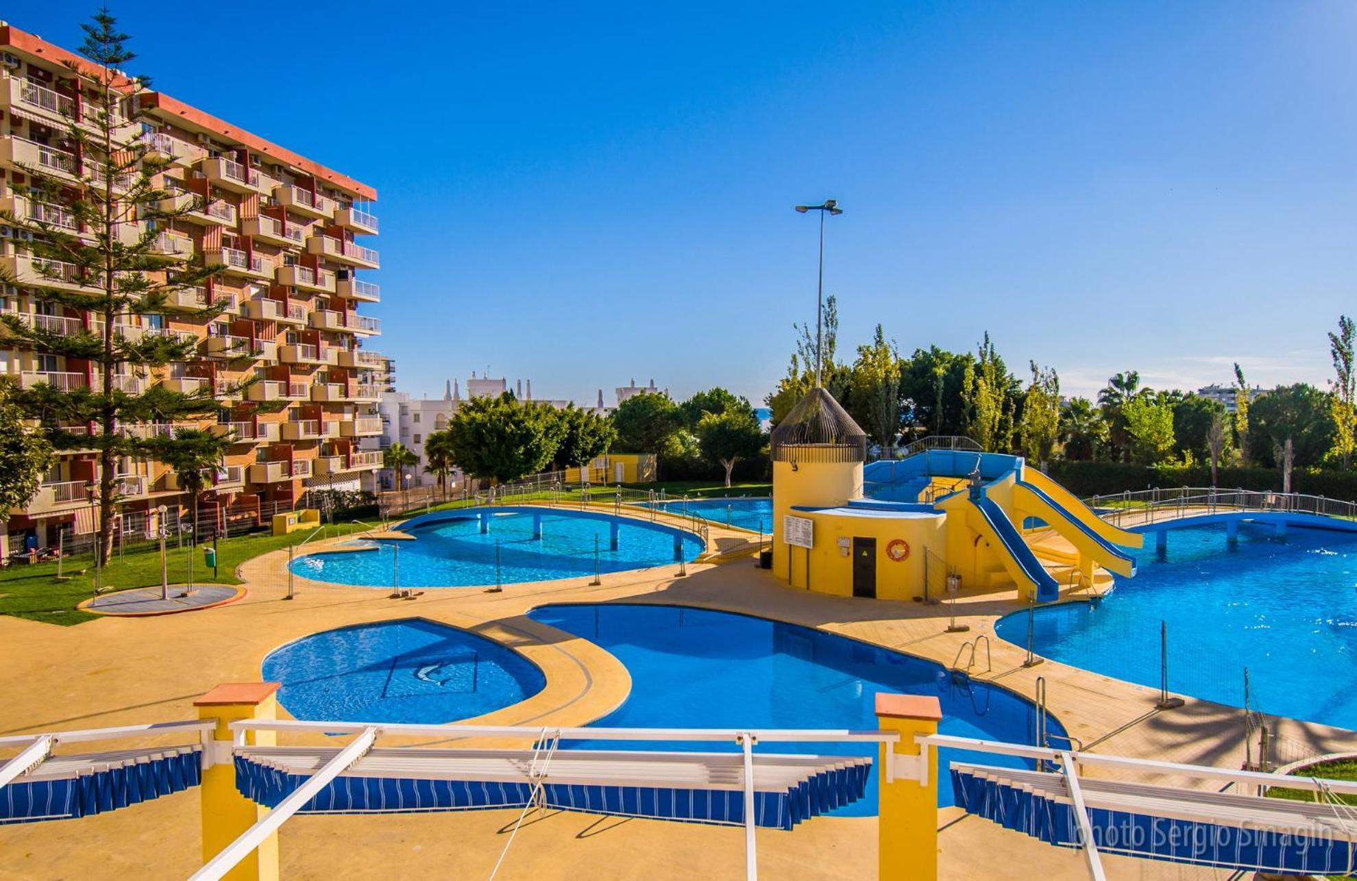 4 Jupiter Estudio- Vista A La Piscina - Playa A 700 Metros Lejlighed Benalmádena